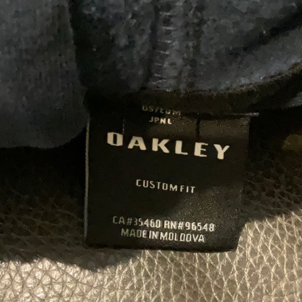 Men's Blue Oakley Kangaroo Pocket Neon Green Logo Casual Classic Comfy Hoodie - Picture 7 of 12